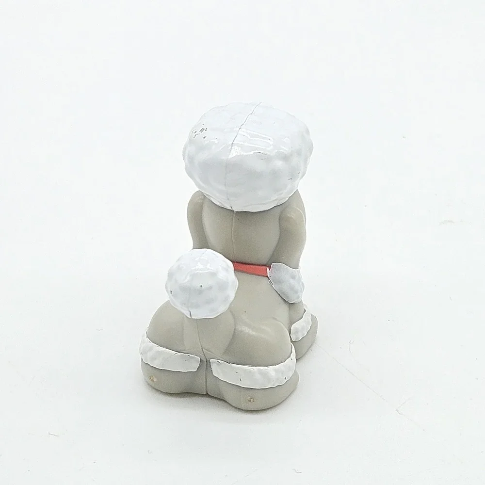 Moose Toys Shopkins Shoppies Shop Pet Poodle Dog Grey White Figure Roller Ball